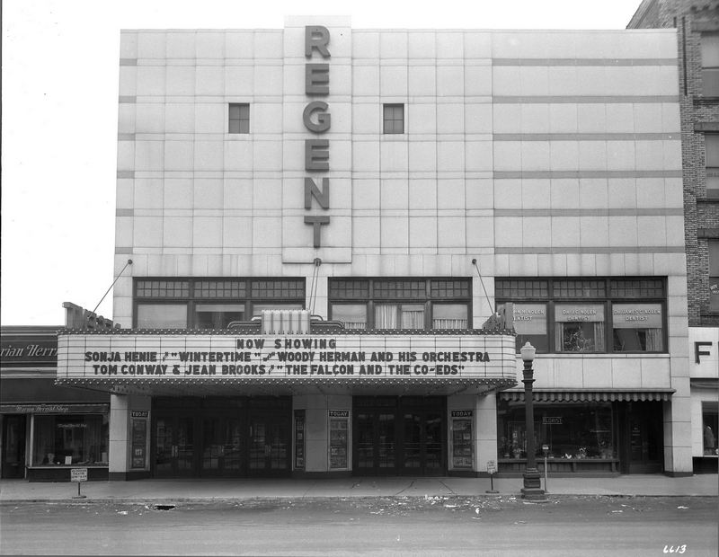 historical photo Regent Theatre, Muskegon